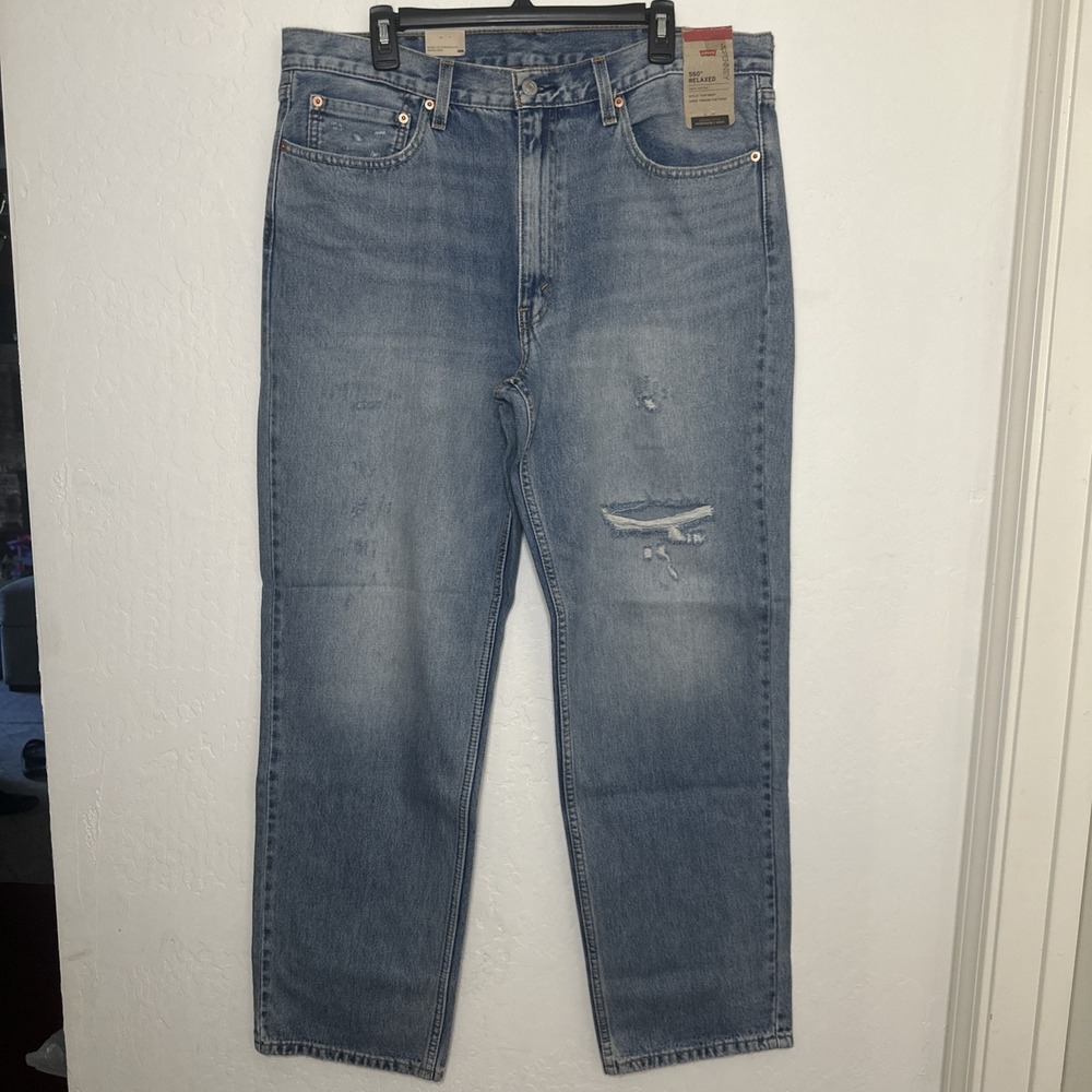 LEVI'S 550 Relaxed Stonewashed Jeans 38x34 NWT‎ $70 levis shredded/ripped denim